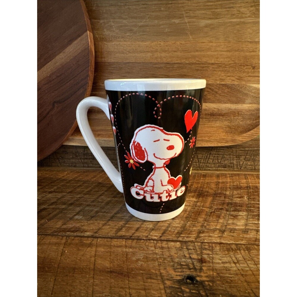 Peanuts Snoopy Woodstock Be My Valentine Ceramic Cup With Hearts‎